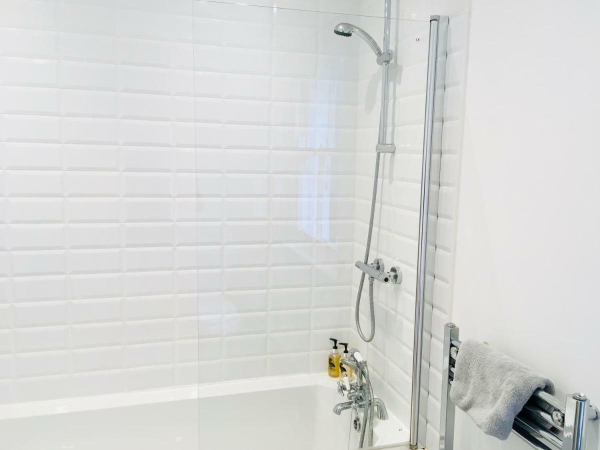 Elegant Spacious Apartment In Heart Of St Leonards Hastings Buitenkant foto